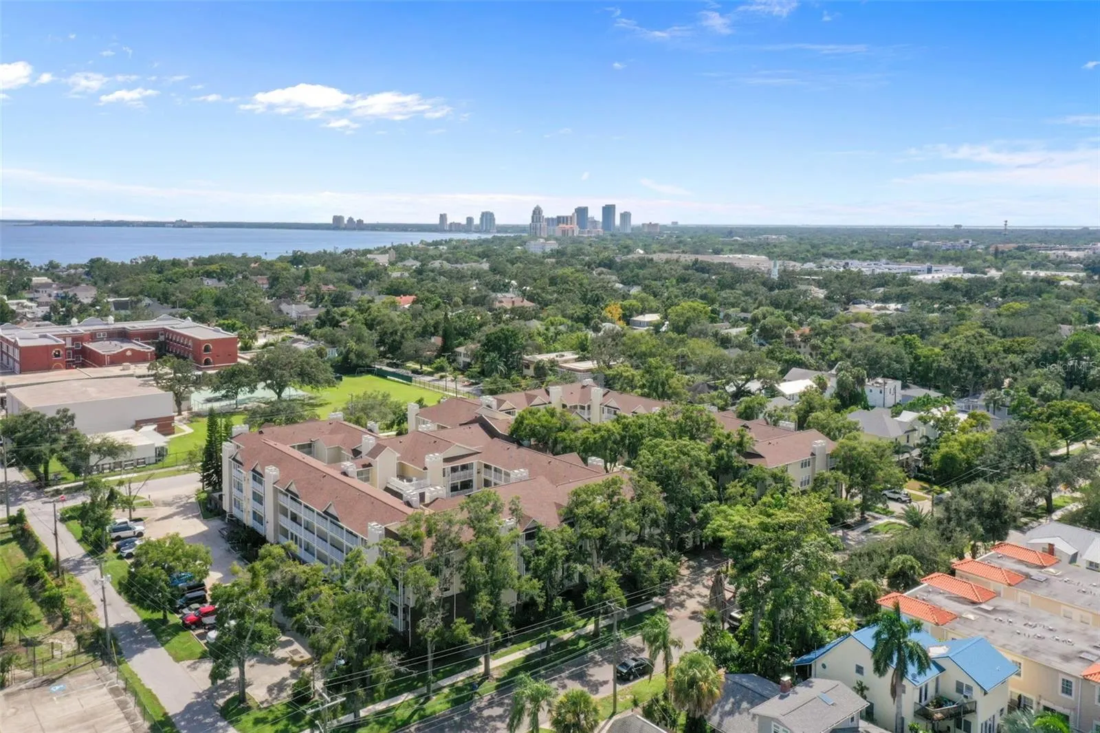 1000 W HORATIO ST #126, #126