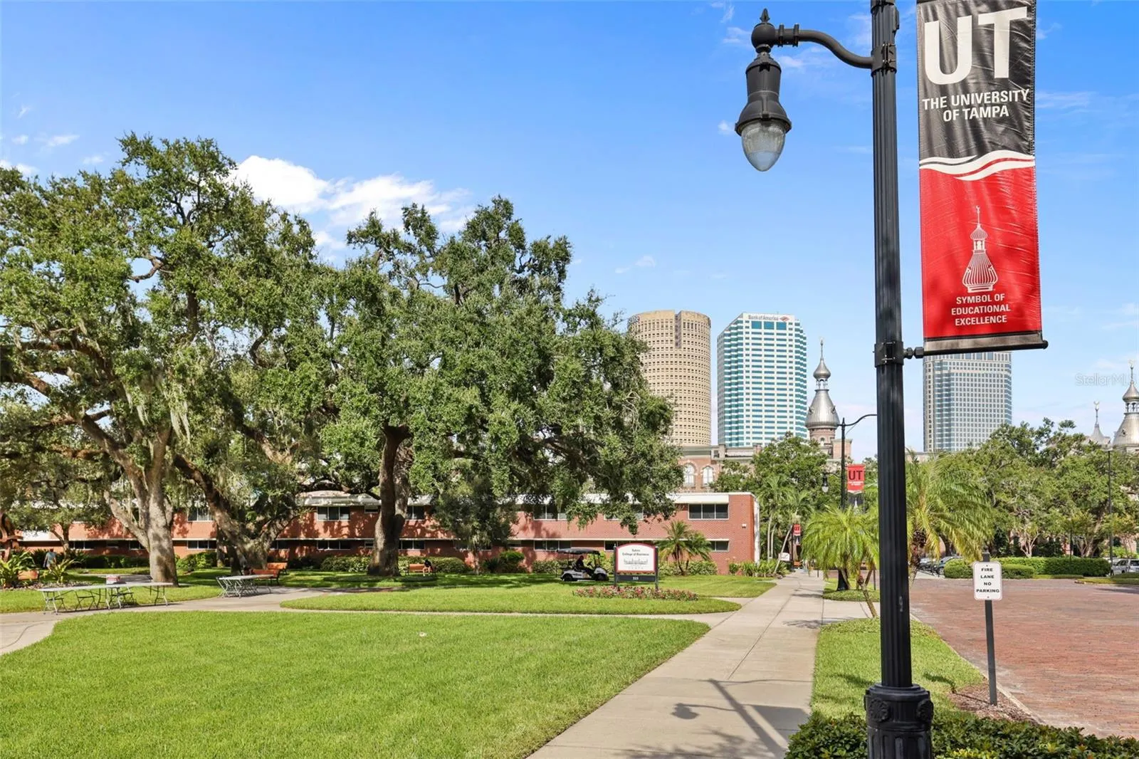 1000 W HORATIO ST #126, #126