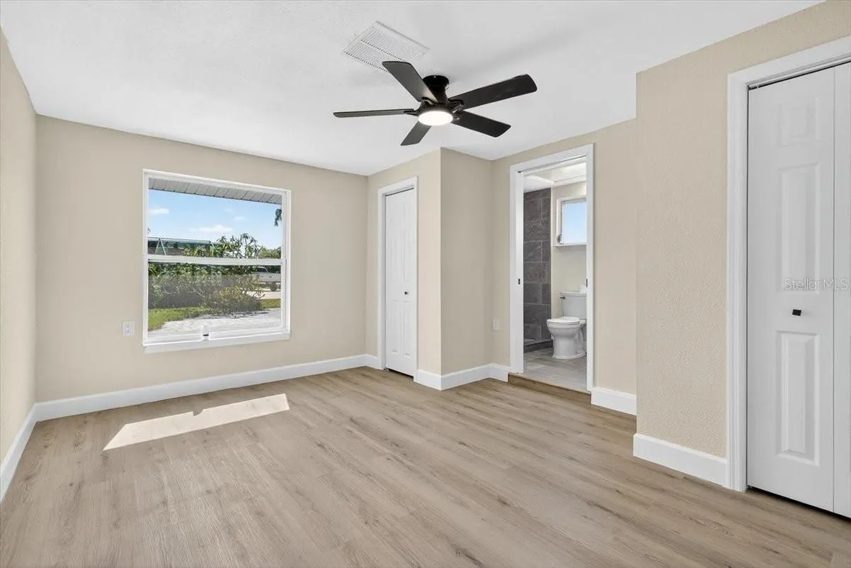420 PALM CREEK DR
