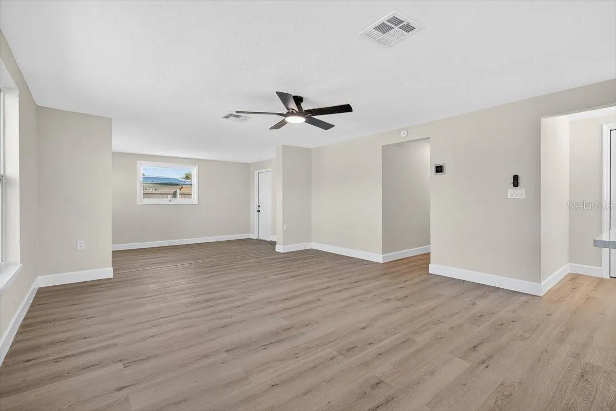 420 PALM CREEK DR