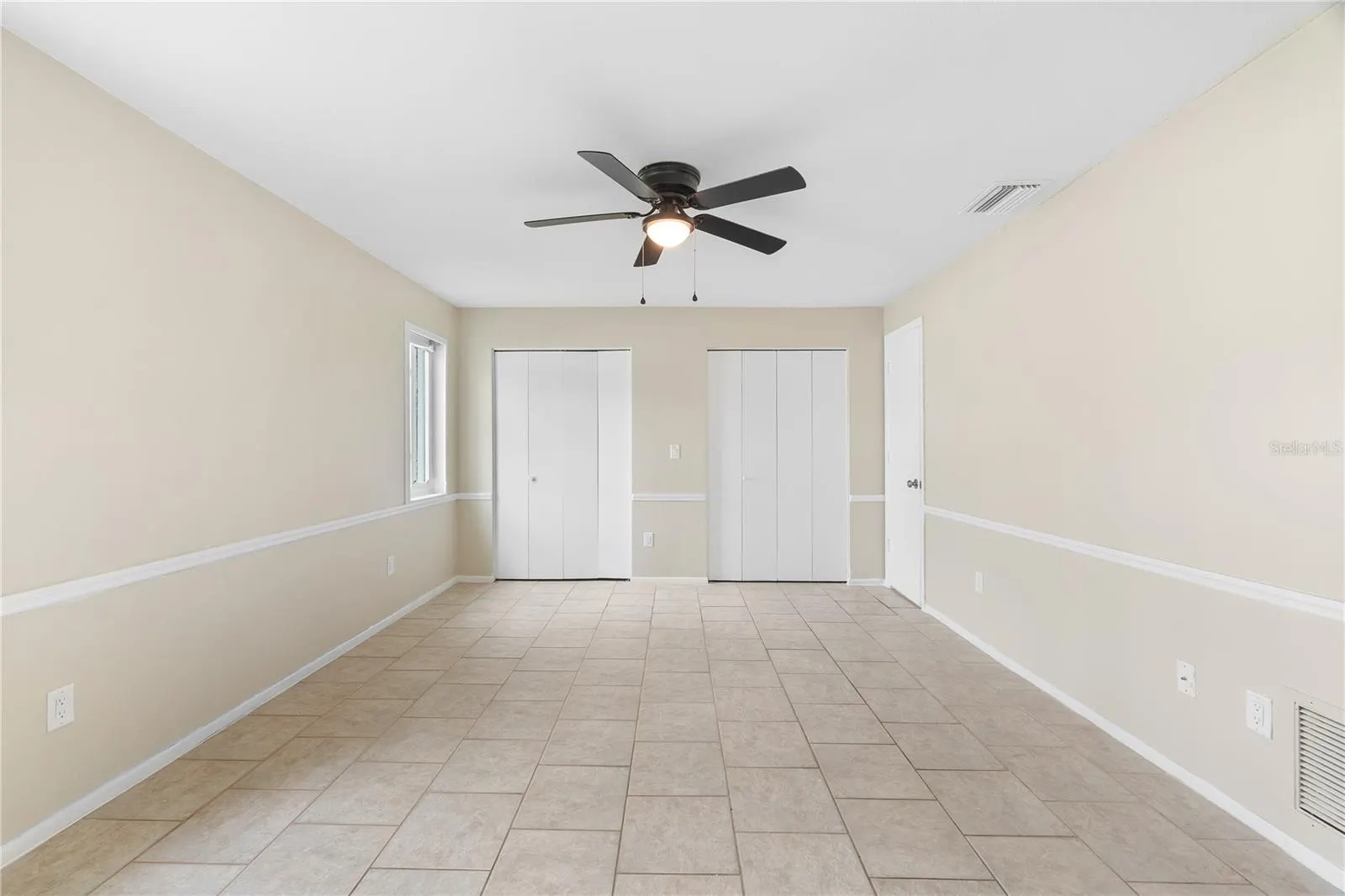 1468 SANDY LN