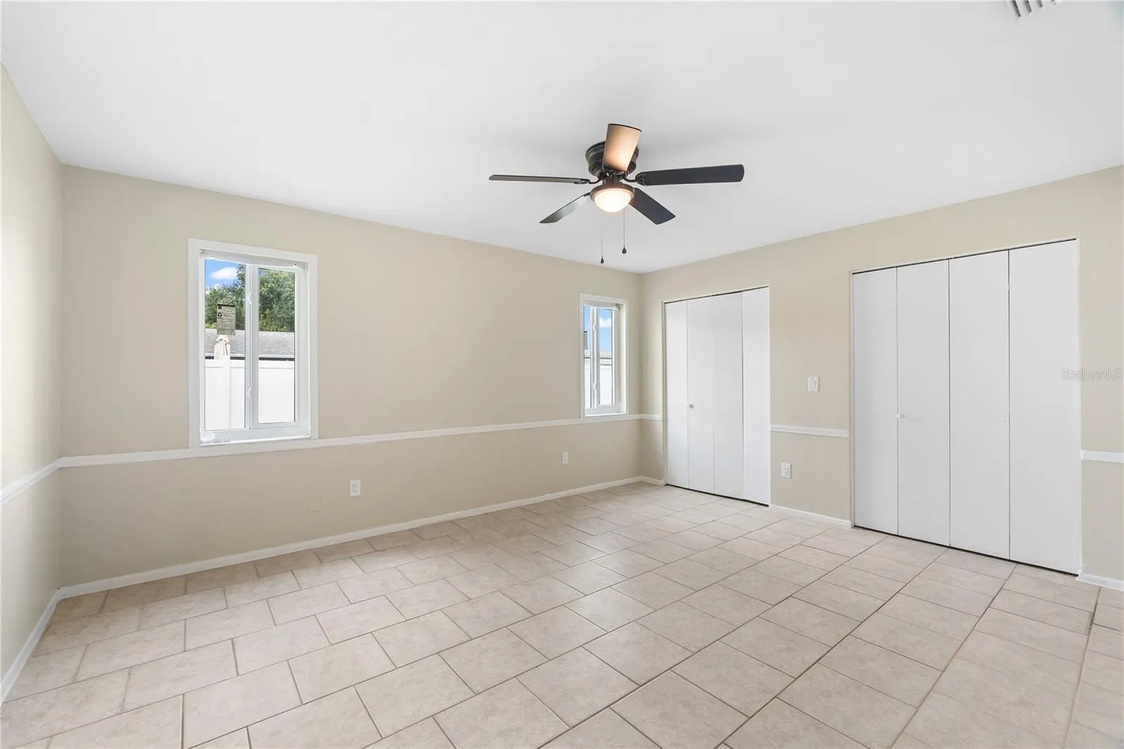 1468 SANDY LN