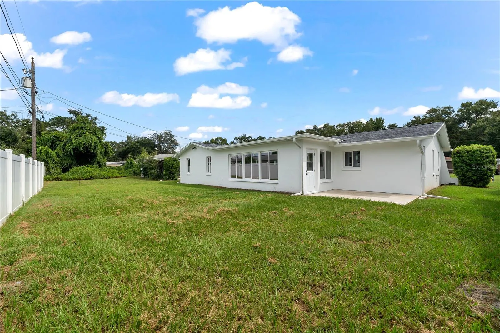 1468 SANDY LN