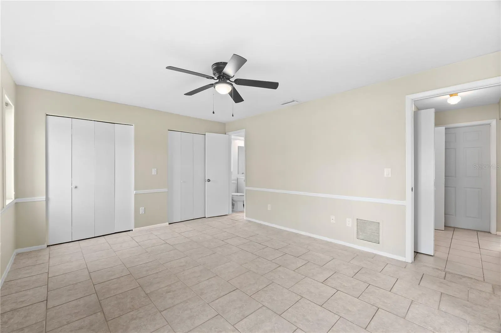 1468 SANDY LN