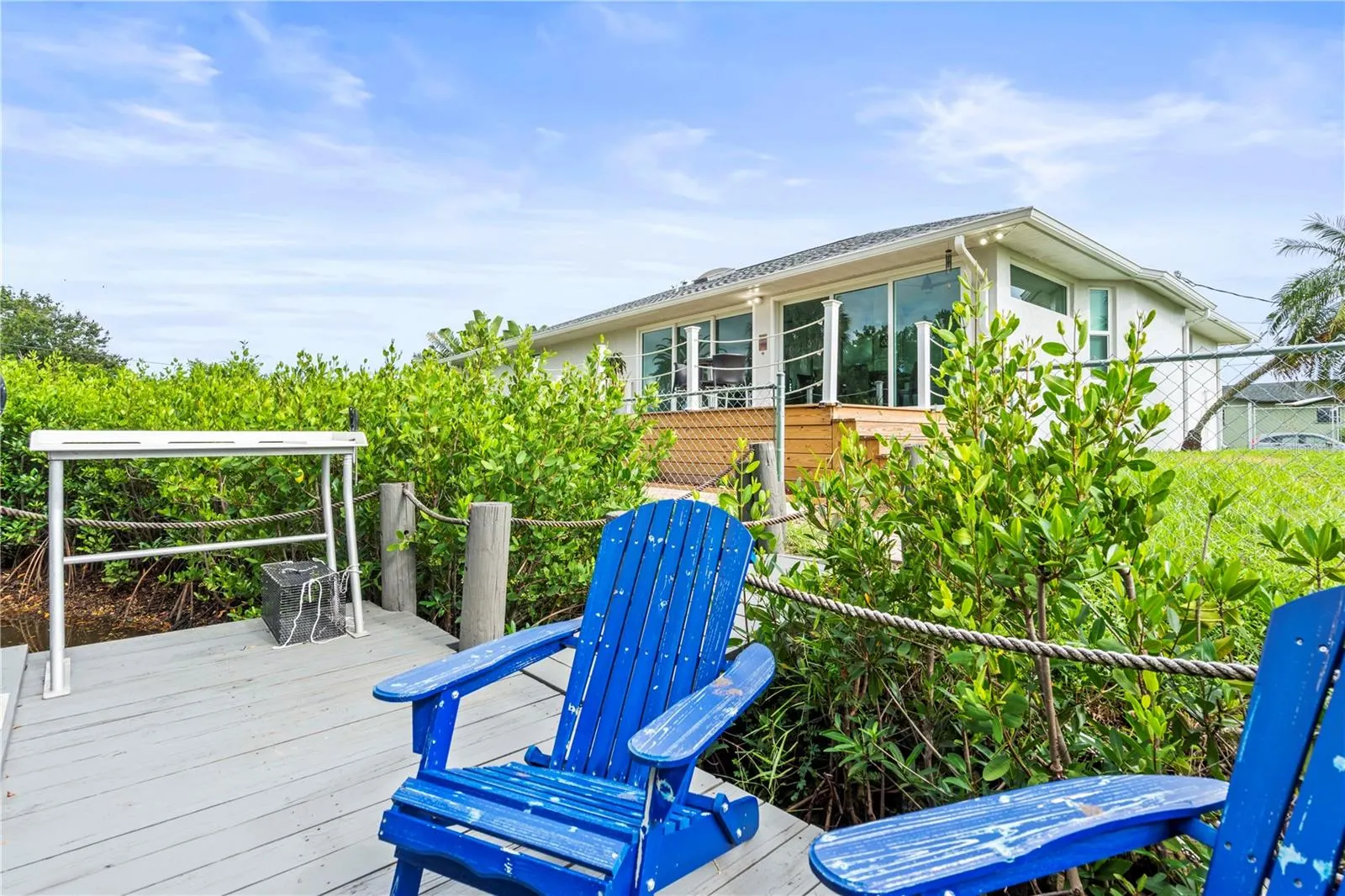 200 DOLPHIN PKWY