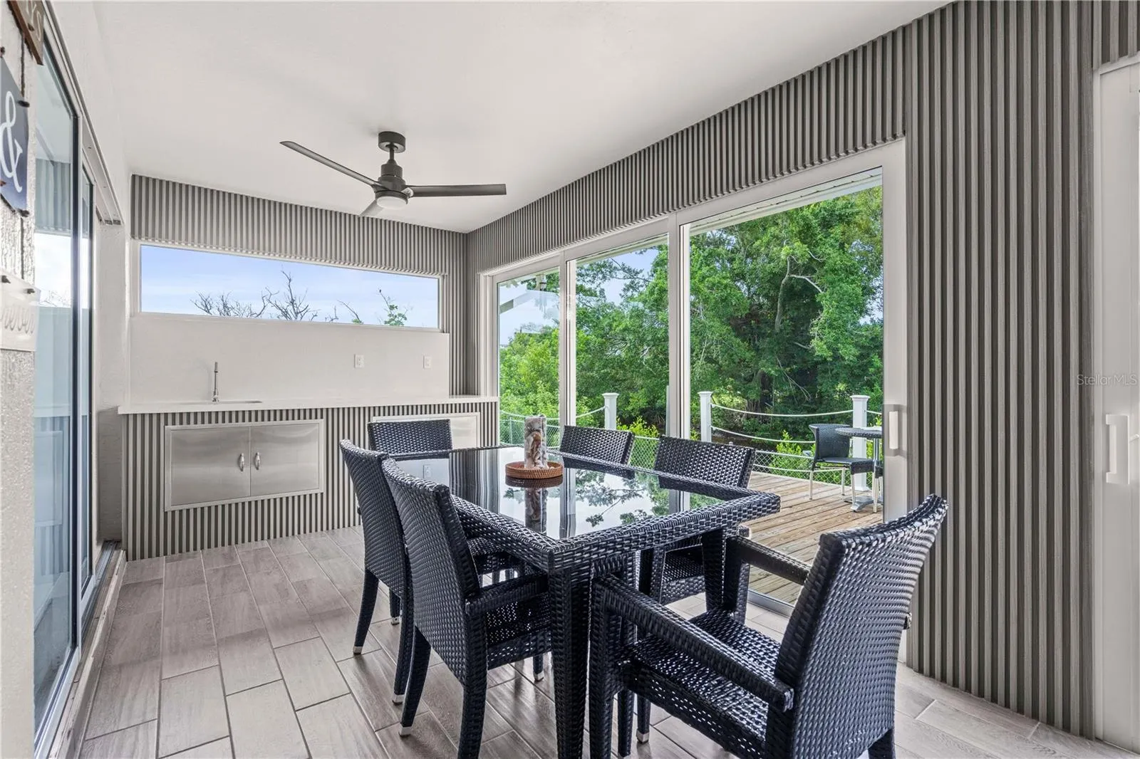 200 DOLPHIN PKWY