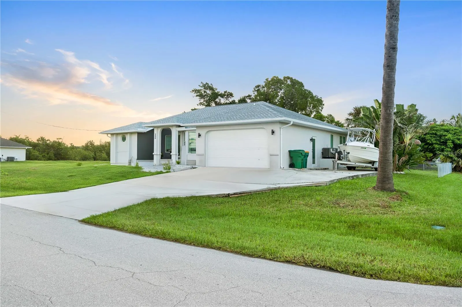 200 DOLPHIN PKWY