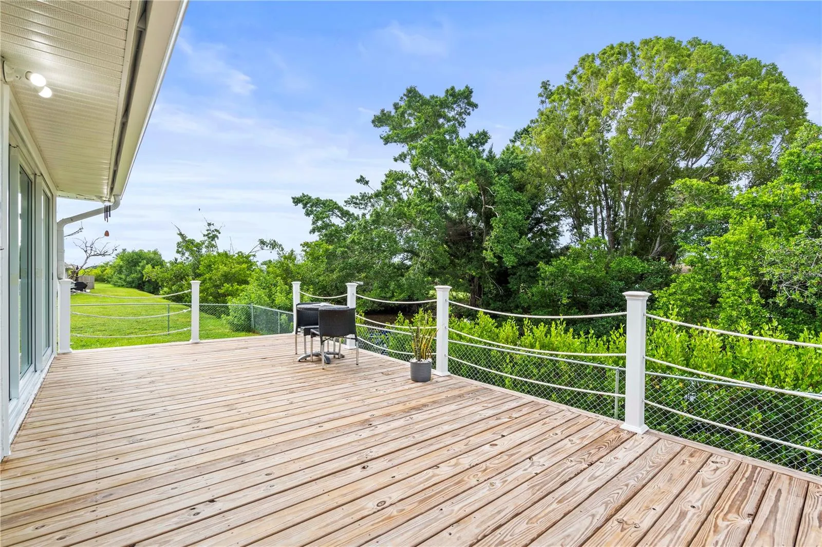 200 DOLPHIN PKWY