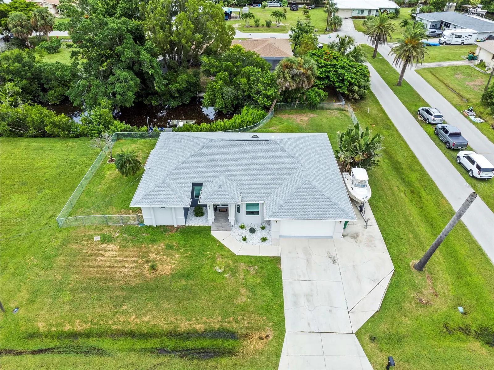 200 DOLPHIN PKWY