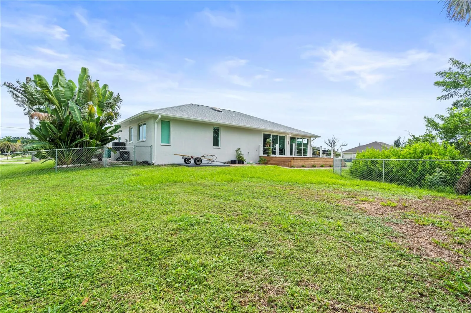200 DOLPHIN PKWY