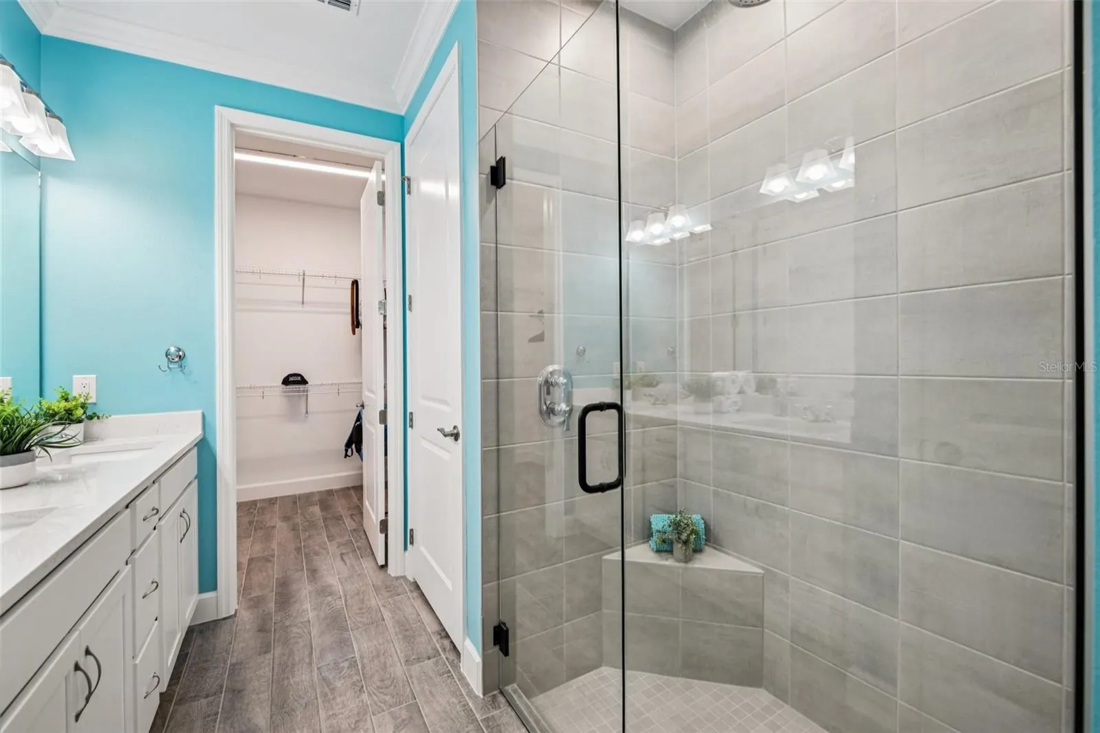 309 GYPSY PALACE LN