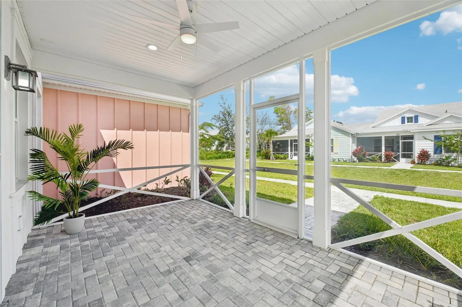 309 GYPSY PALACE LN