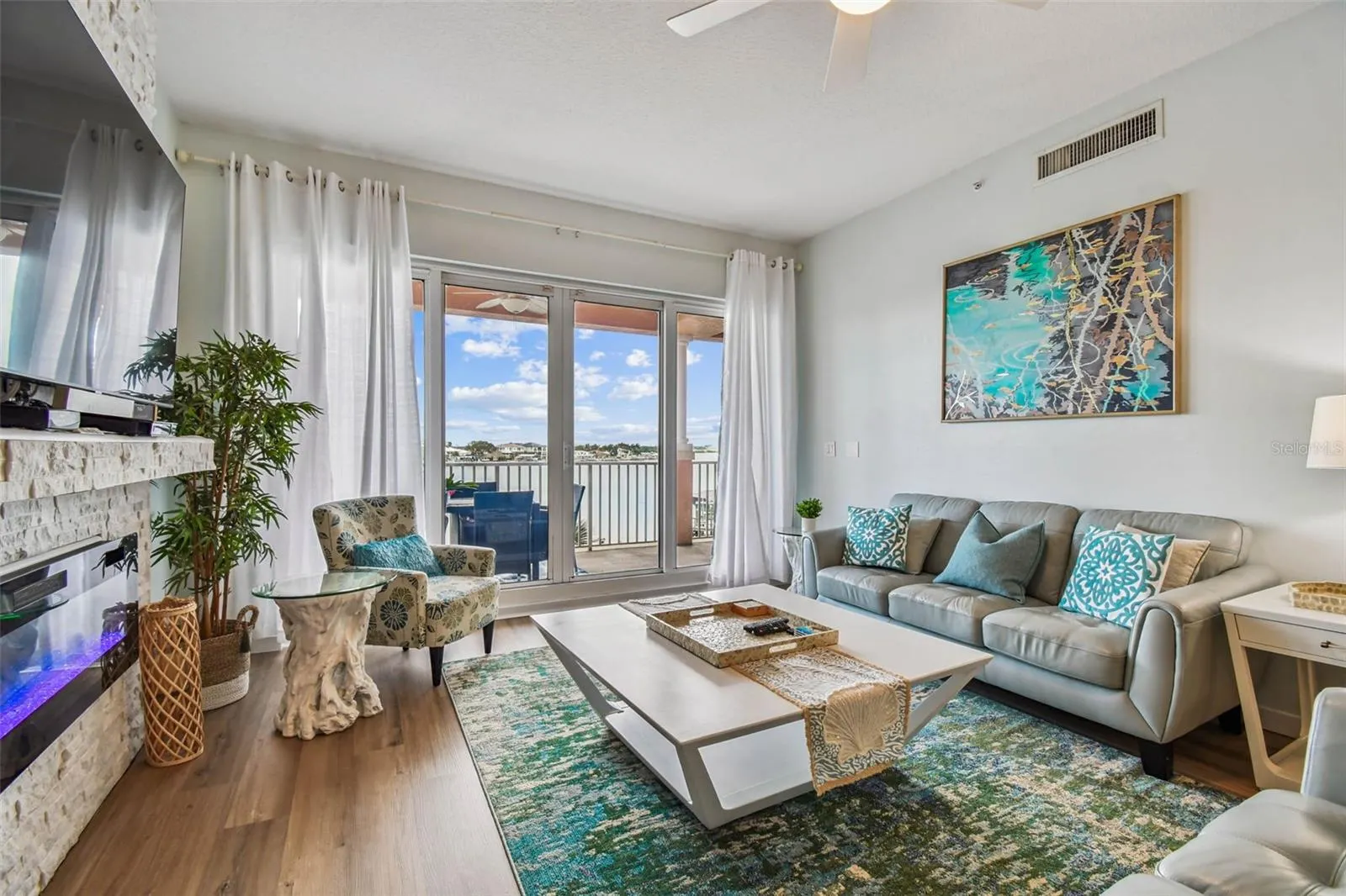 530 S GULFVIEW BLVD #304, #304