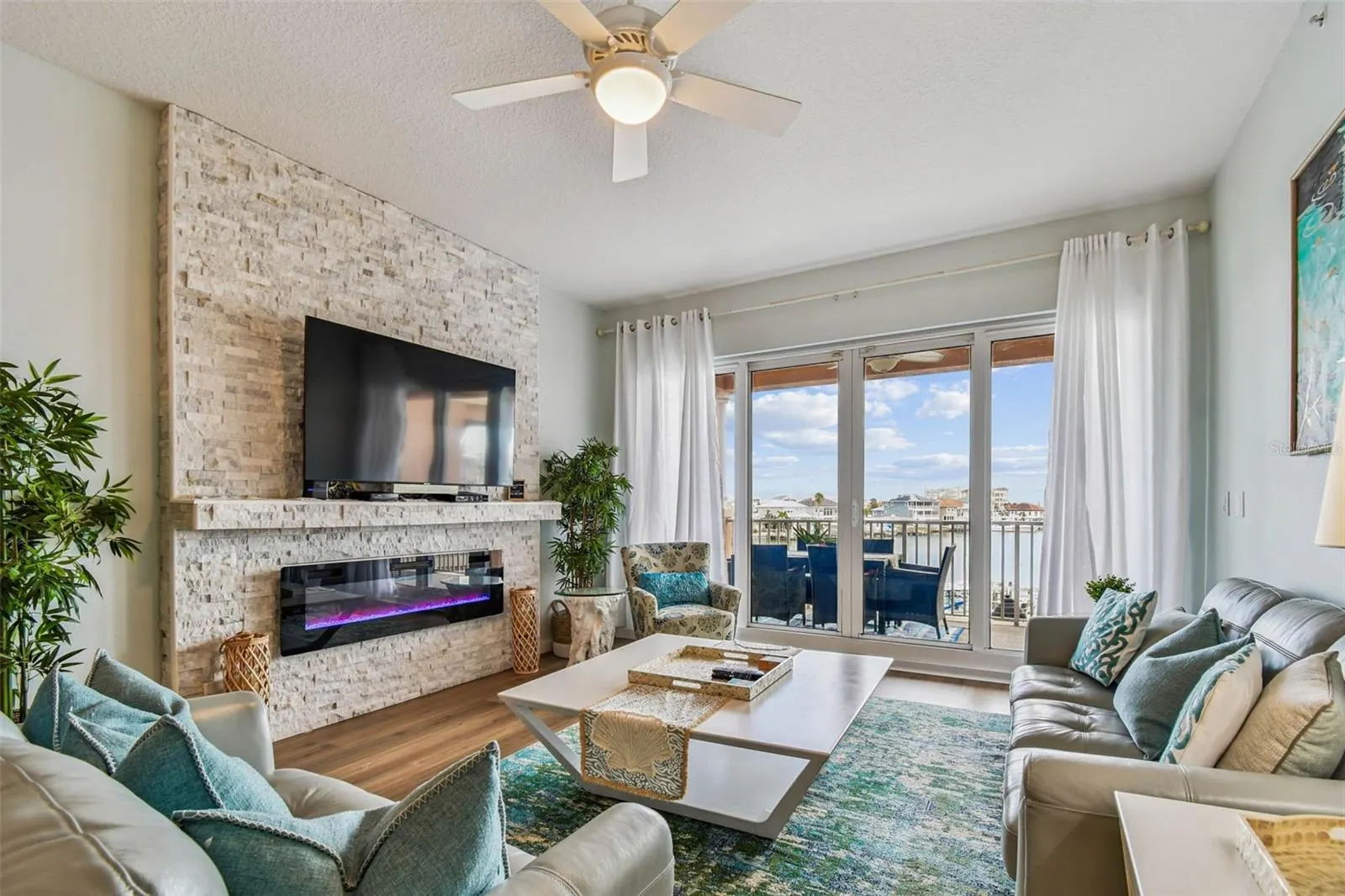 530 S GULFVIEW BLVD #304, #304