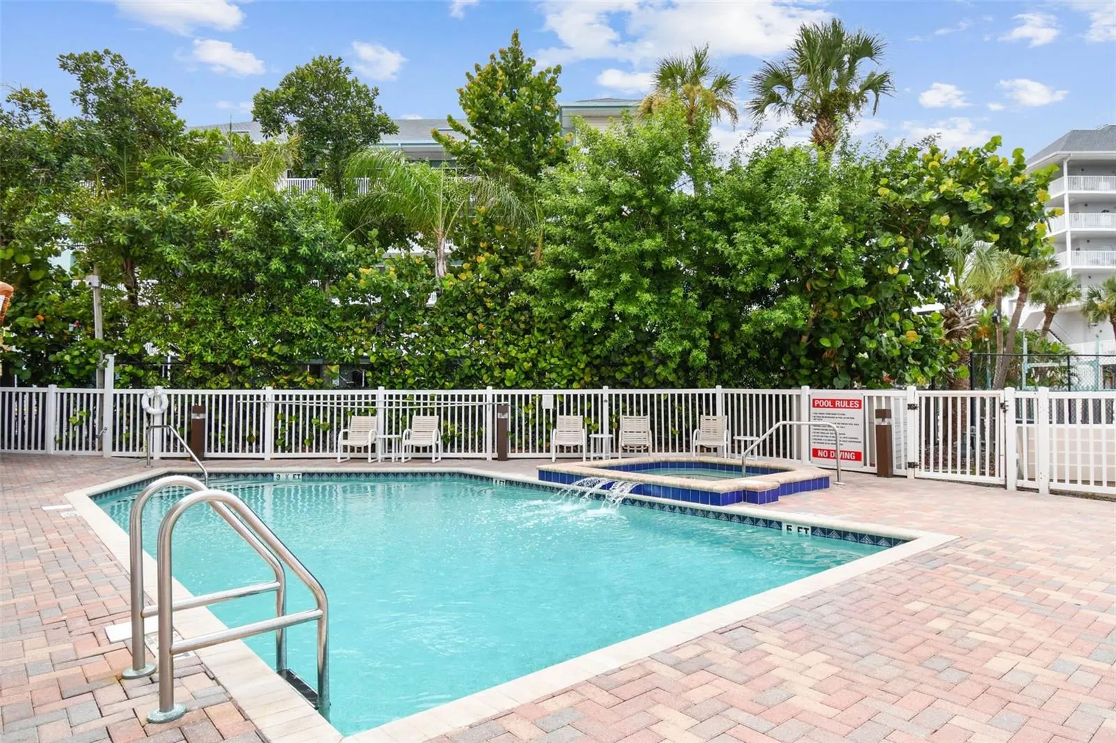 530 S GULFVIEW BLVD #304, #304