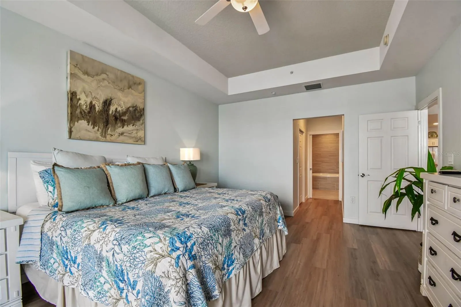 530 S GULFVIEW BLVD #304, #304