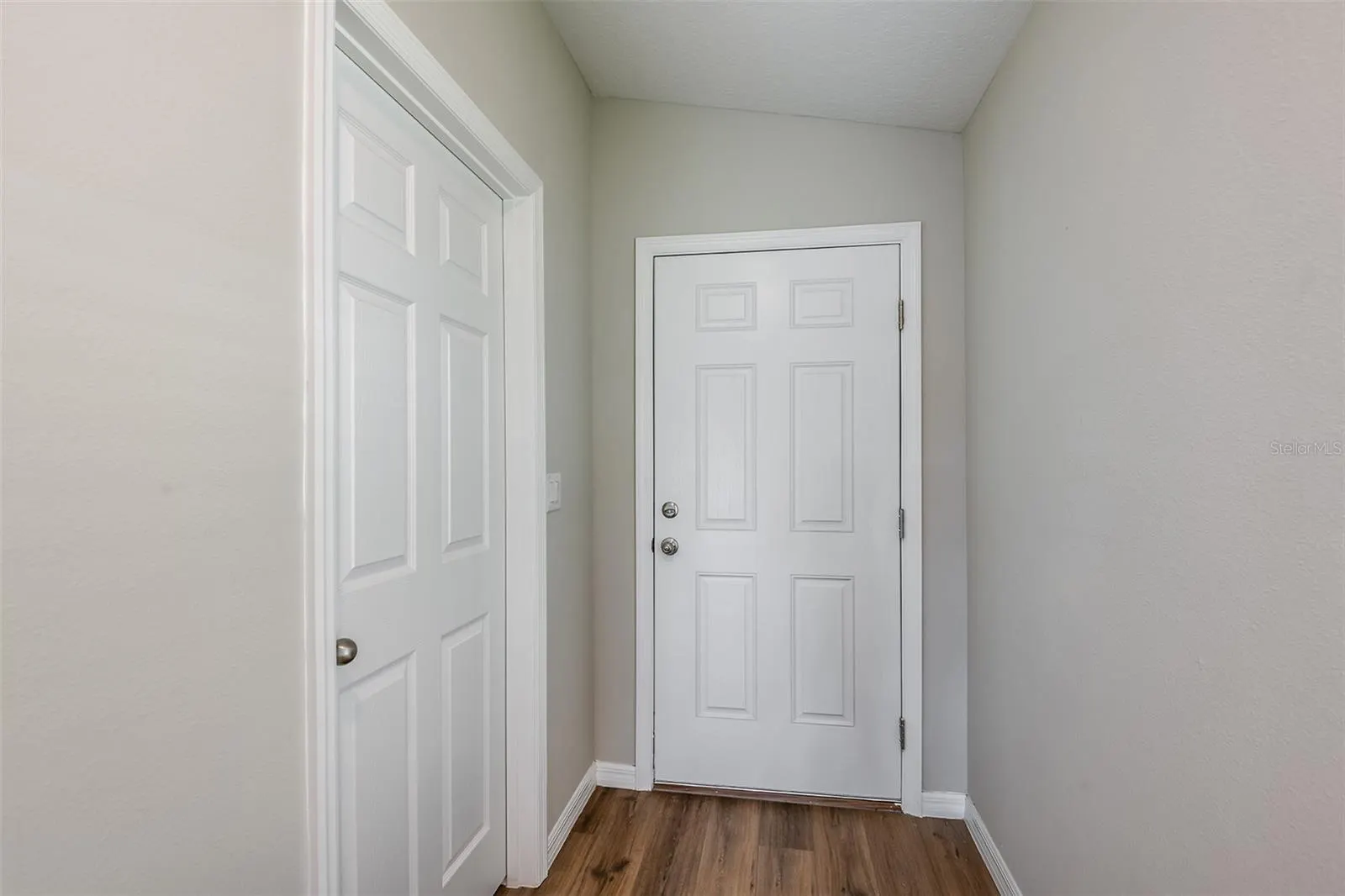 4130 GERBERA DAISY AVE