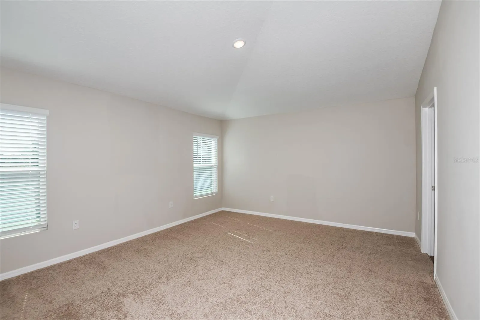 4130 GERBERA DAISY AVE