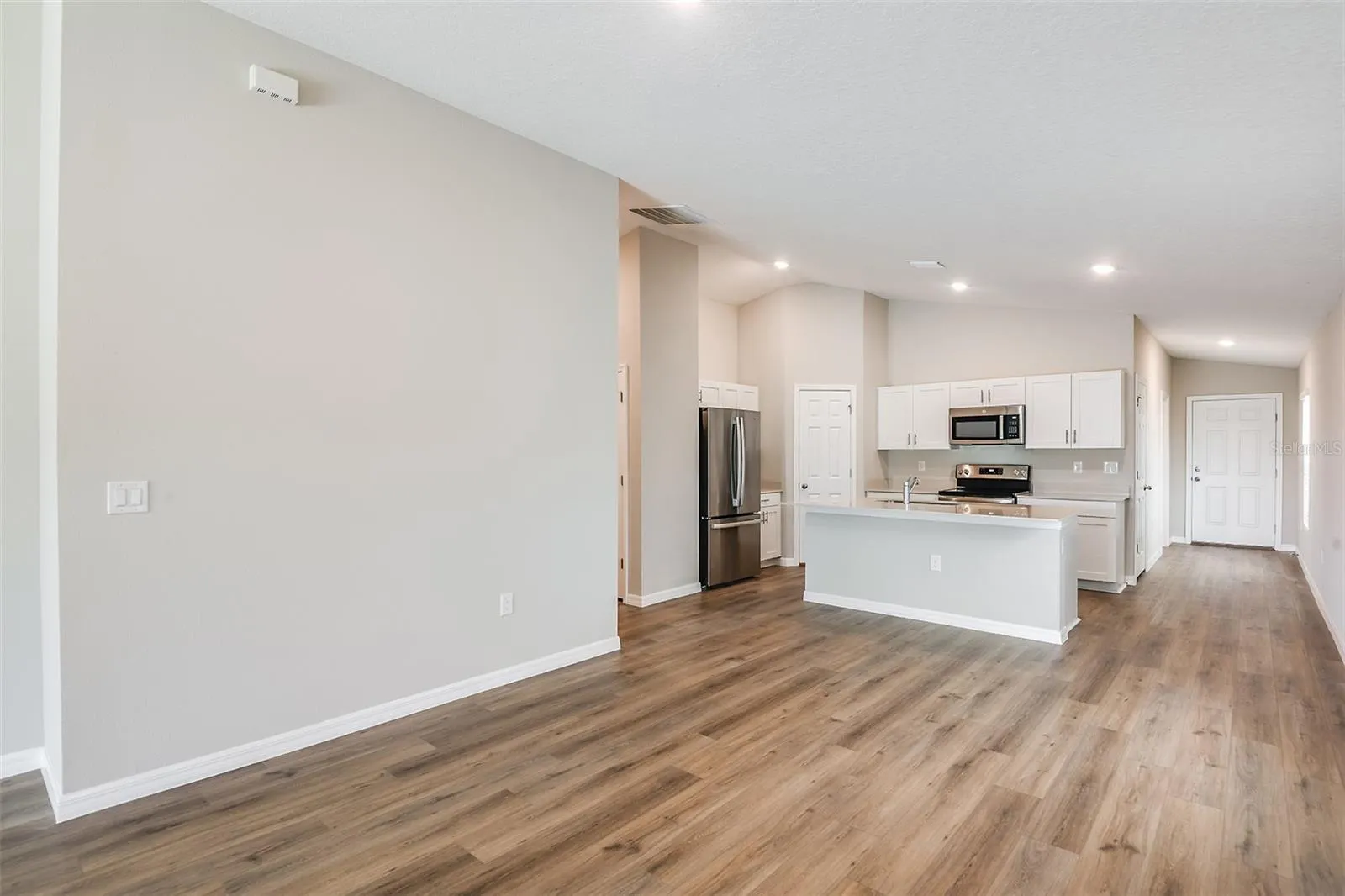 4130 GERBERA DAISY AVE