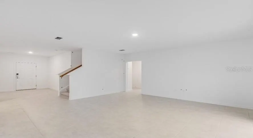 13235 COMMONS AVE
