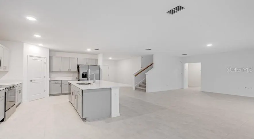 13235 COMMONS AVE