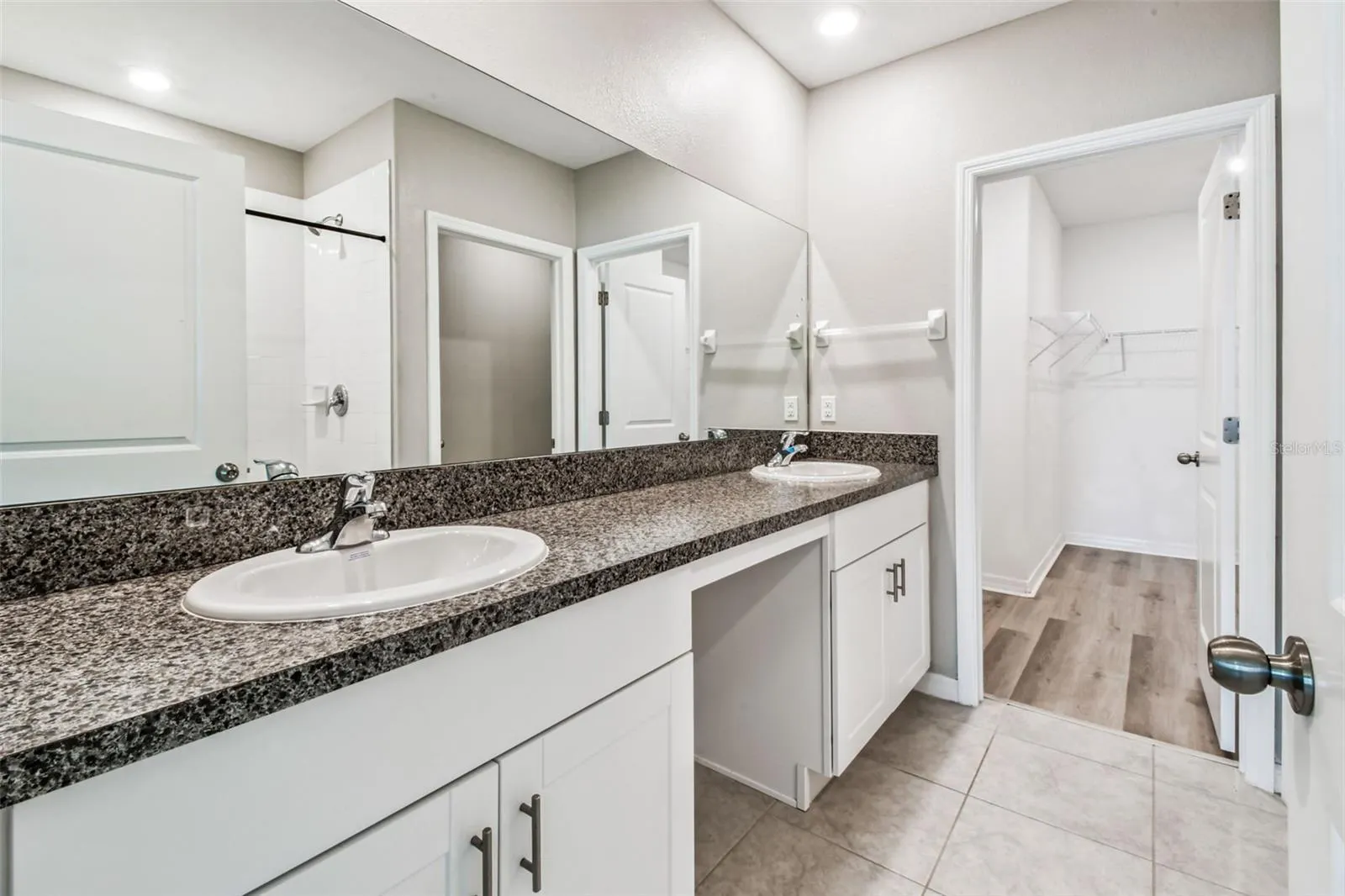 7205 RONNIE GARDENS CT