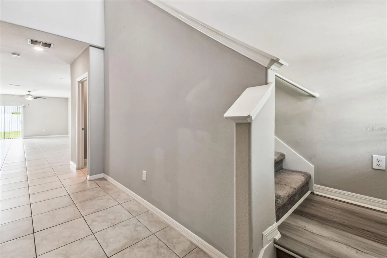7205 RONNIE GARDENS CT