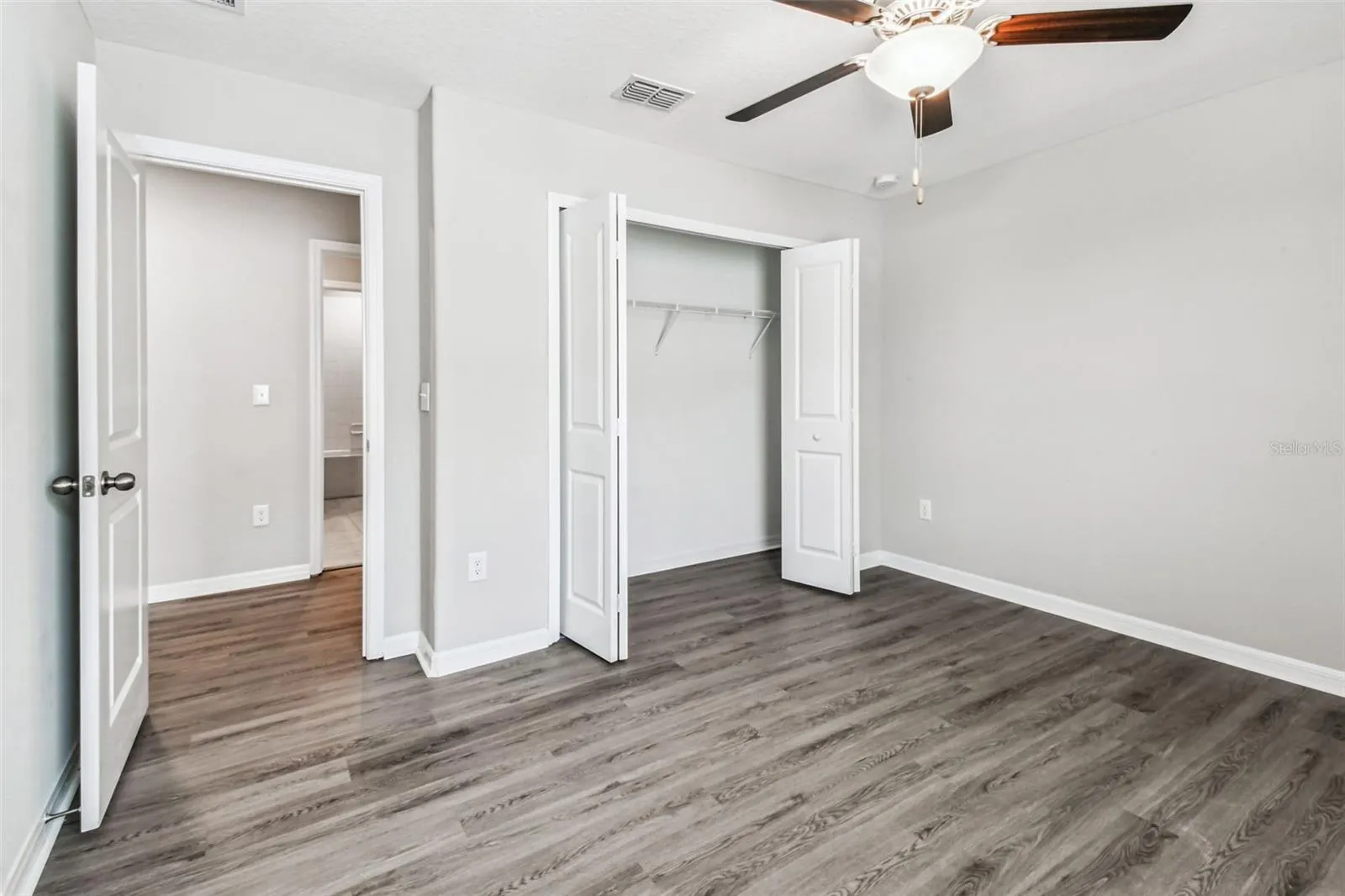 7205 RONNIE GARDENS CT