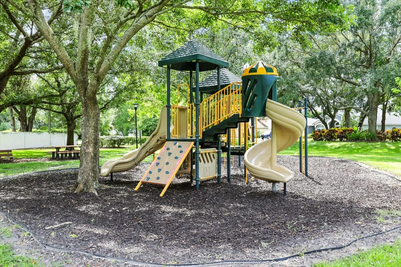 15130 ARBOR HOLLOW DR