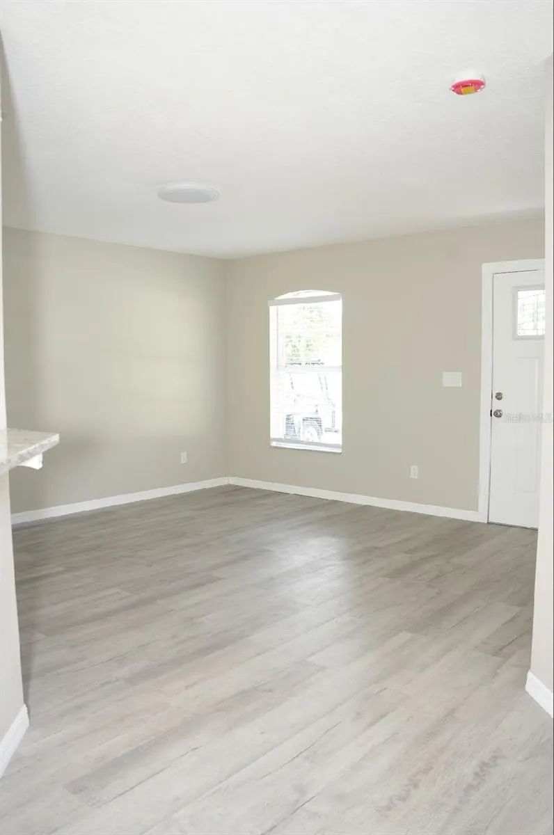 7417 SAVANNAH LN