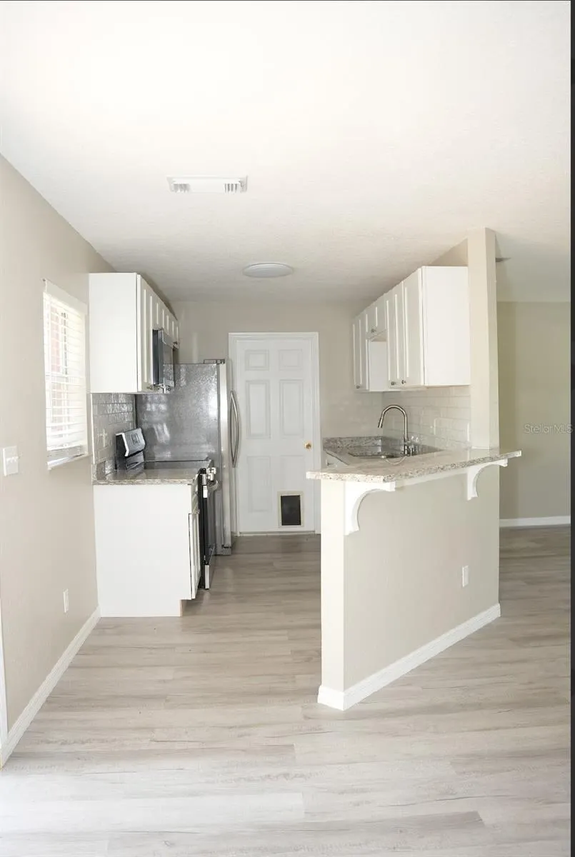 7417 SAVANNAH LN