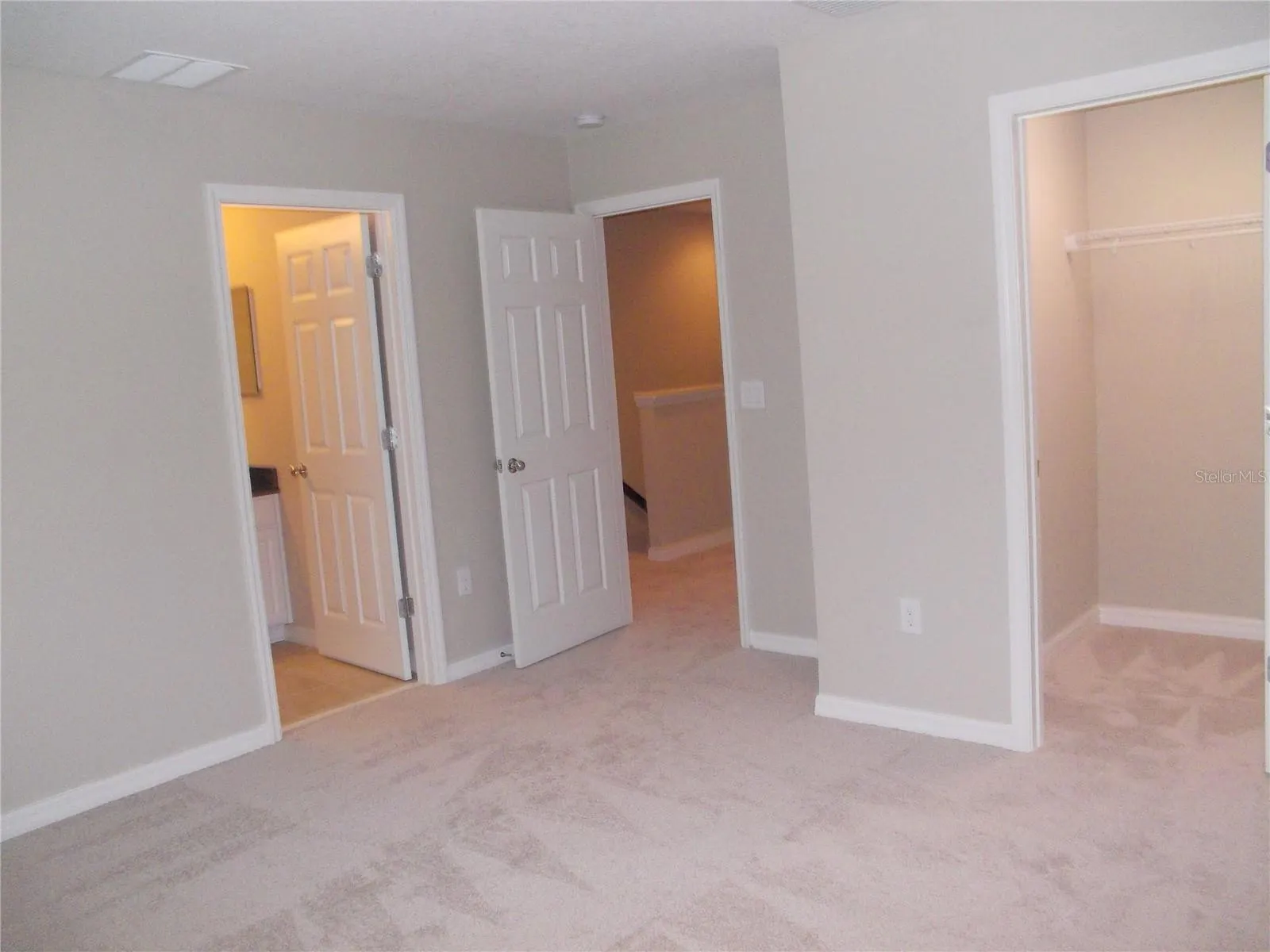 6915 WOODCHASE GLEN DR