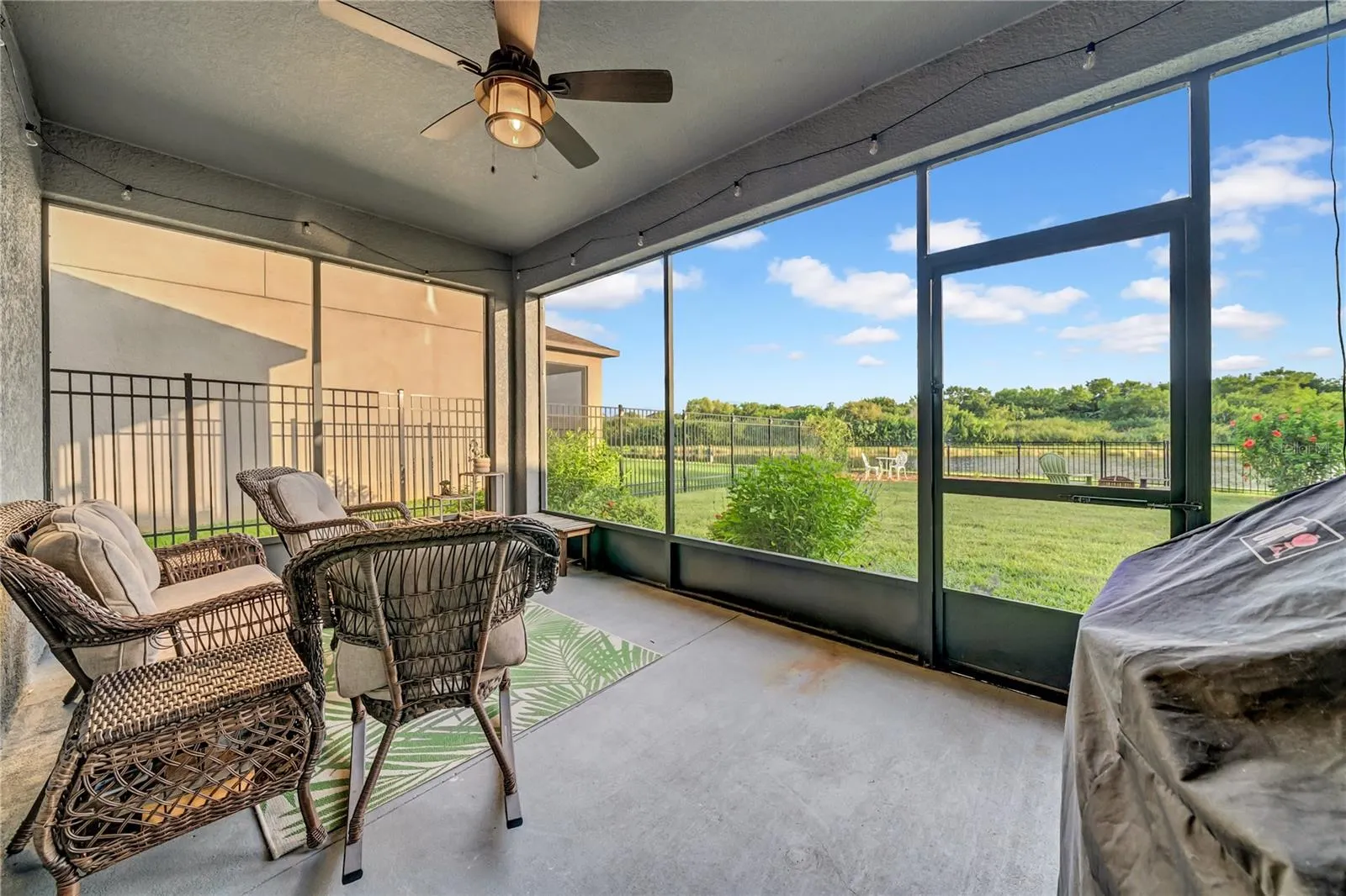 10031 SAGE CREEK DR