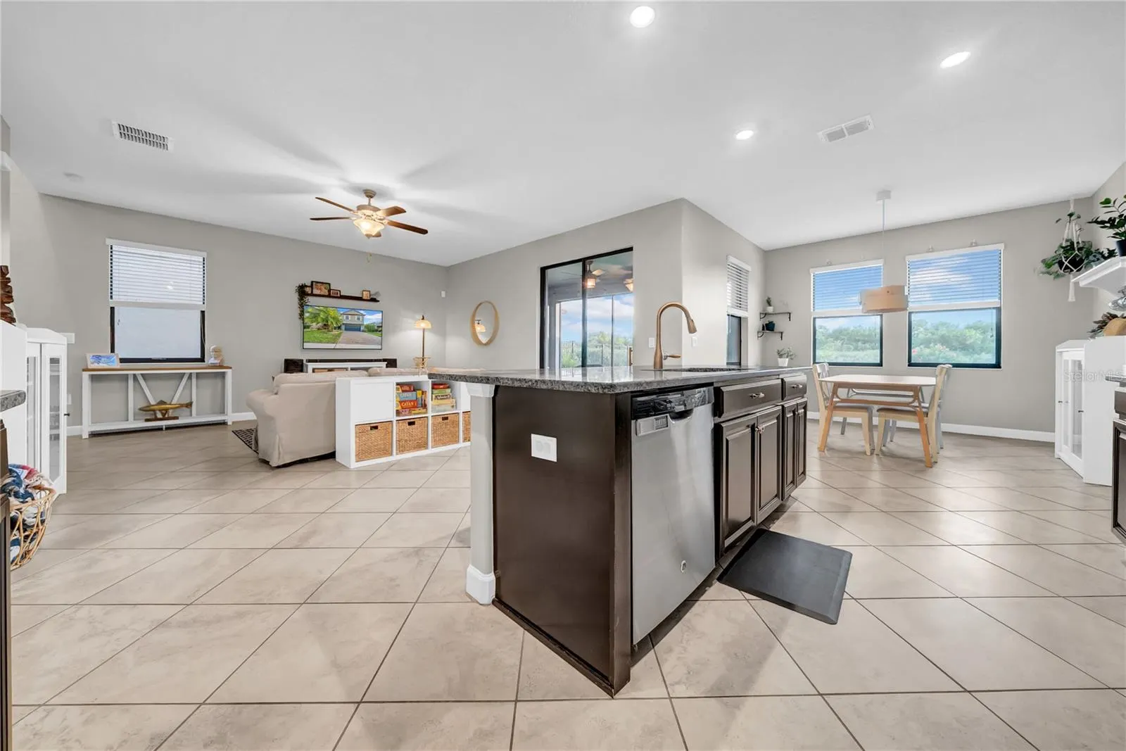 10031 SAGE CREEK DR
