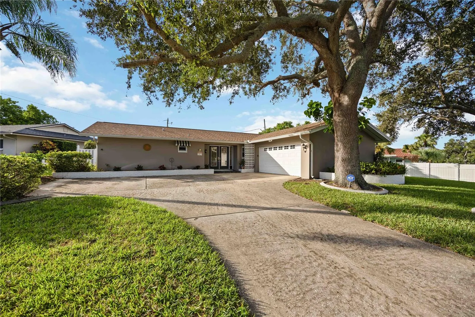 14039 LEEWARD DR