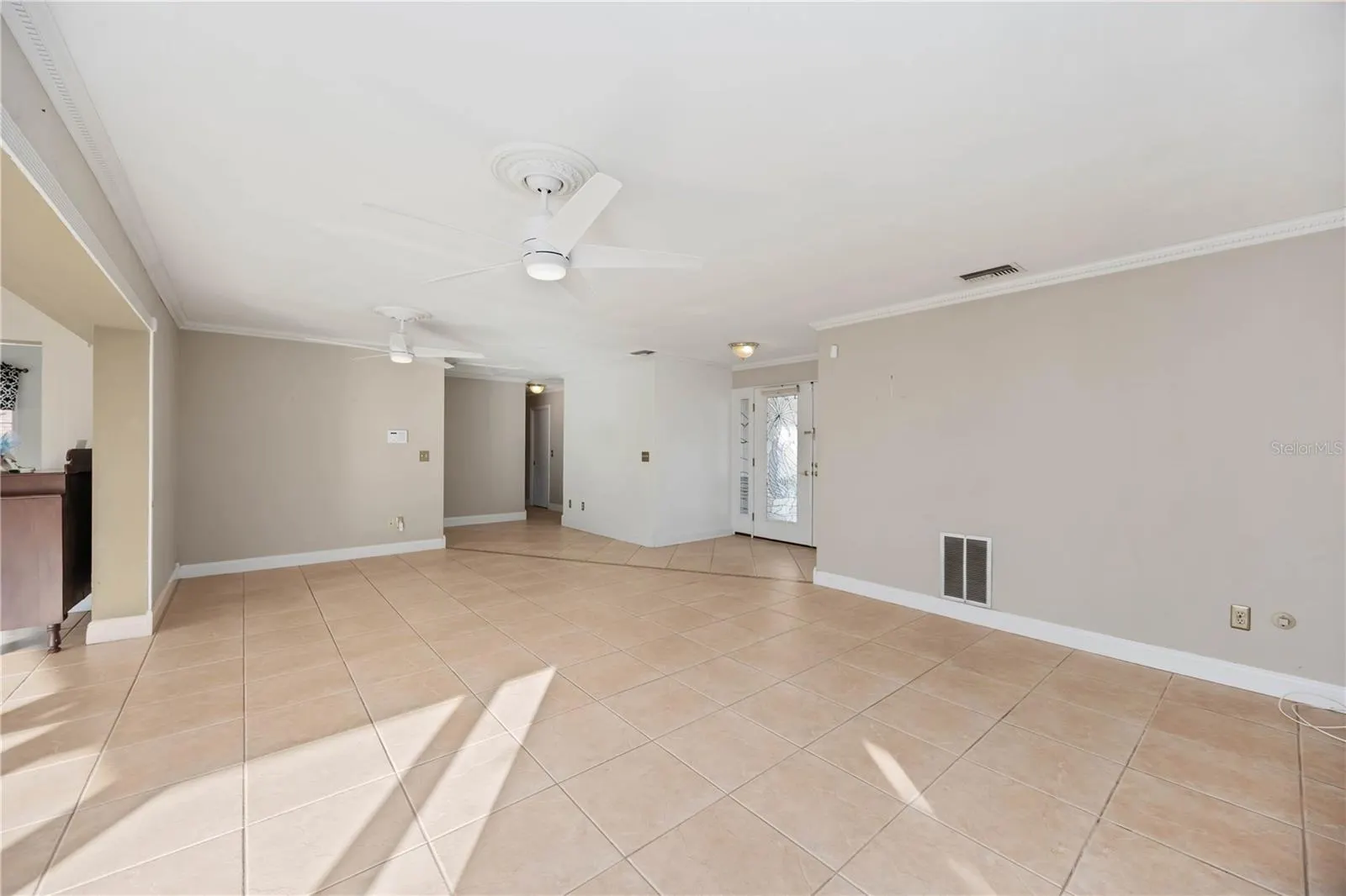 14039 LEEWARD DR