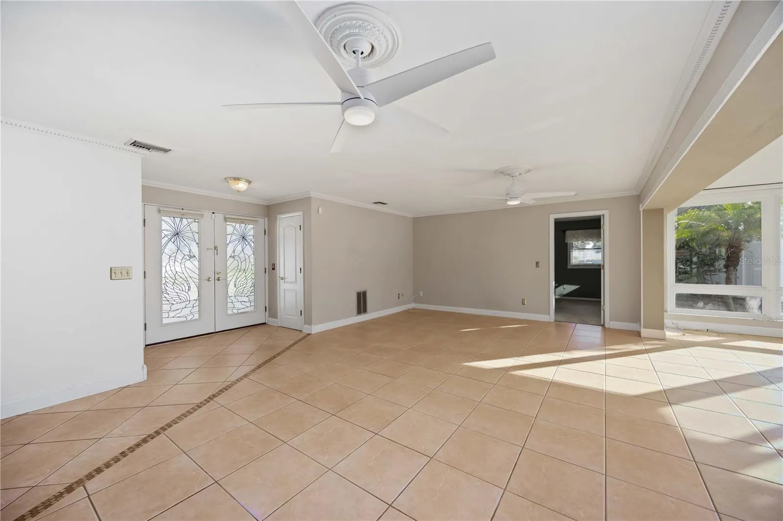 14039 LEEWARD DR