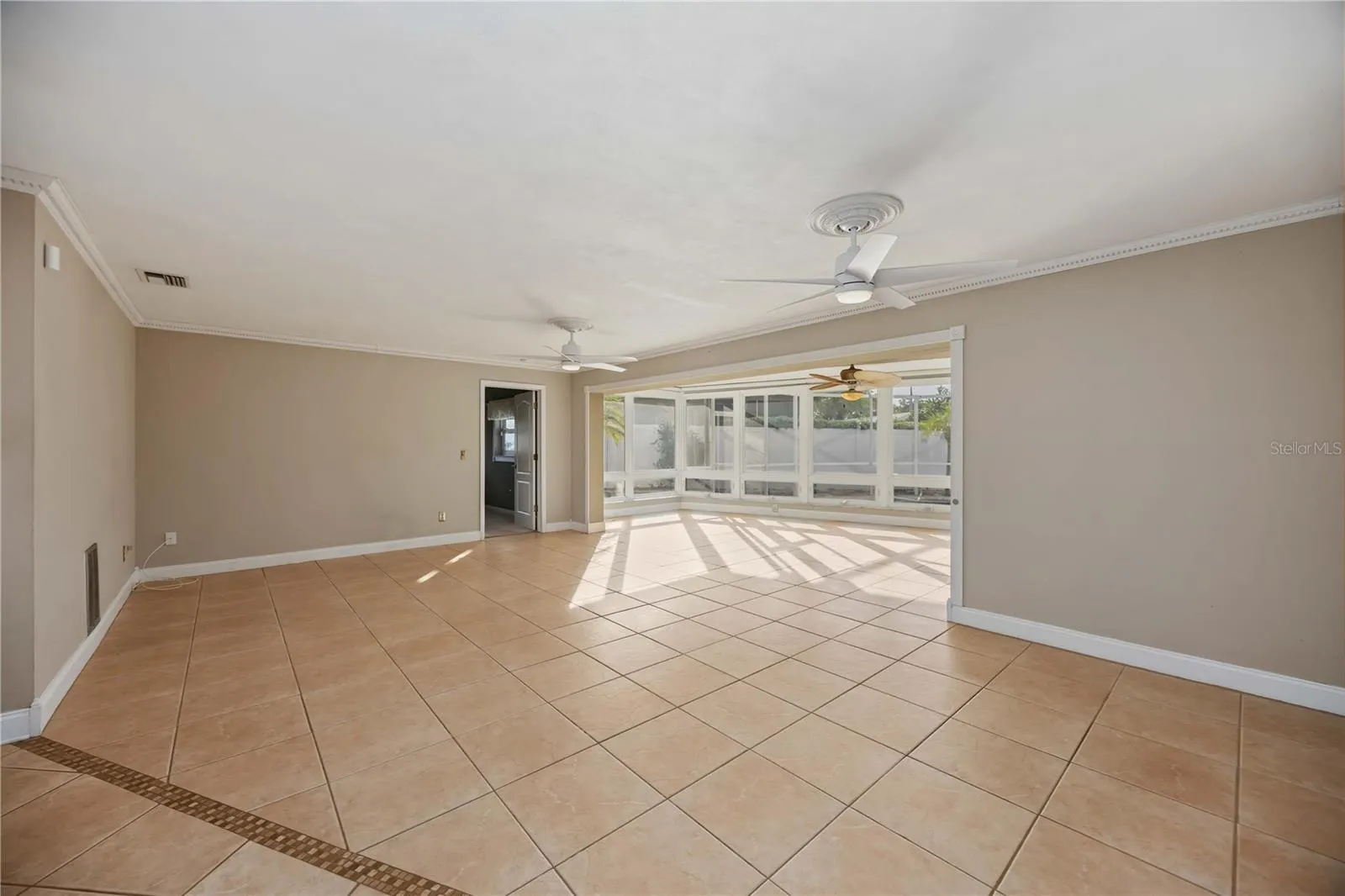 14039 LEEWARD DR