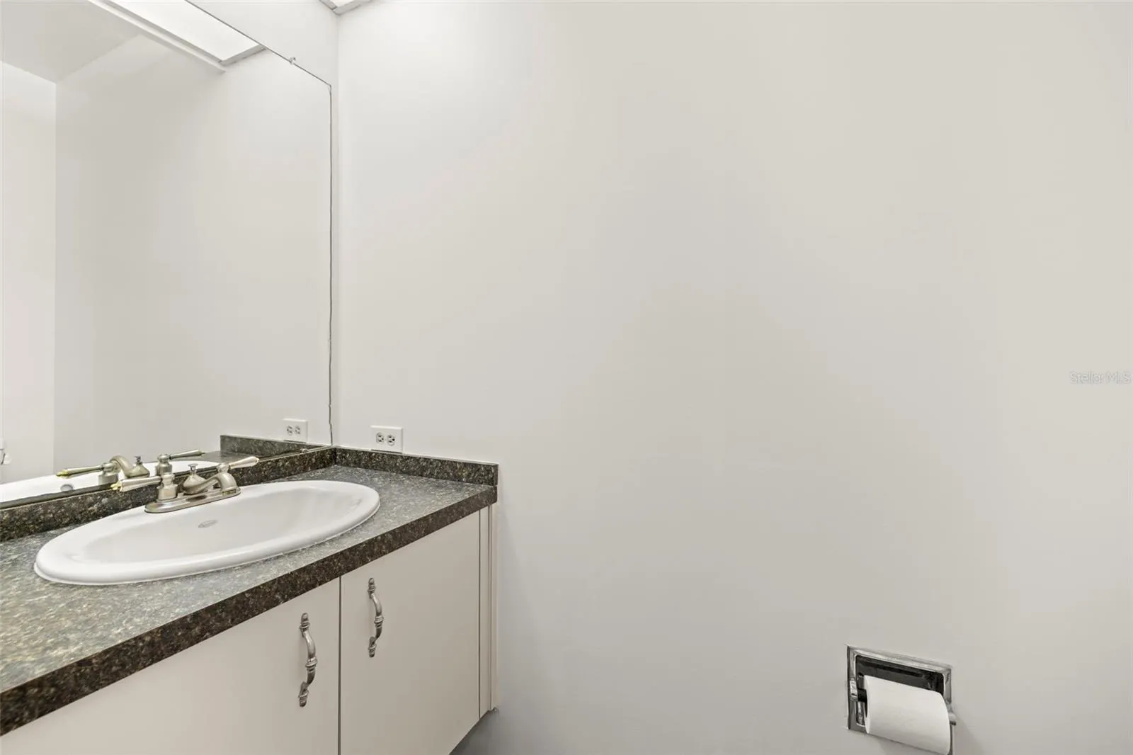 3050 LANDMARK BLVD #1002, #1002
