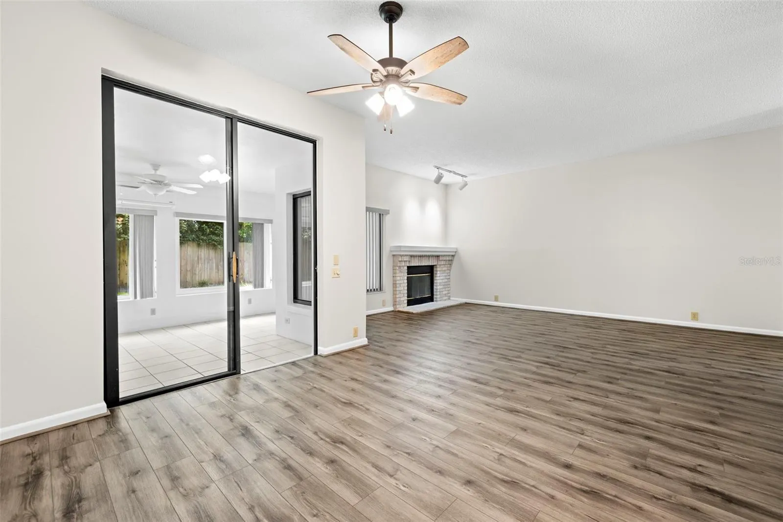 3050 LANDMARK BLVD #1002, #1002