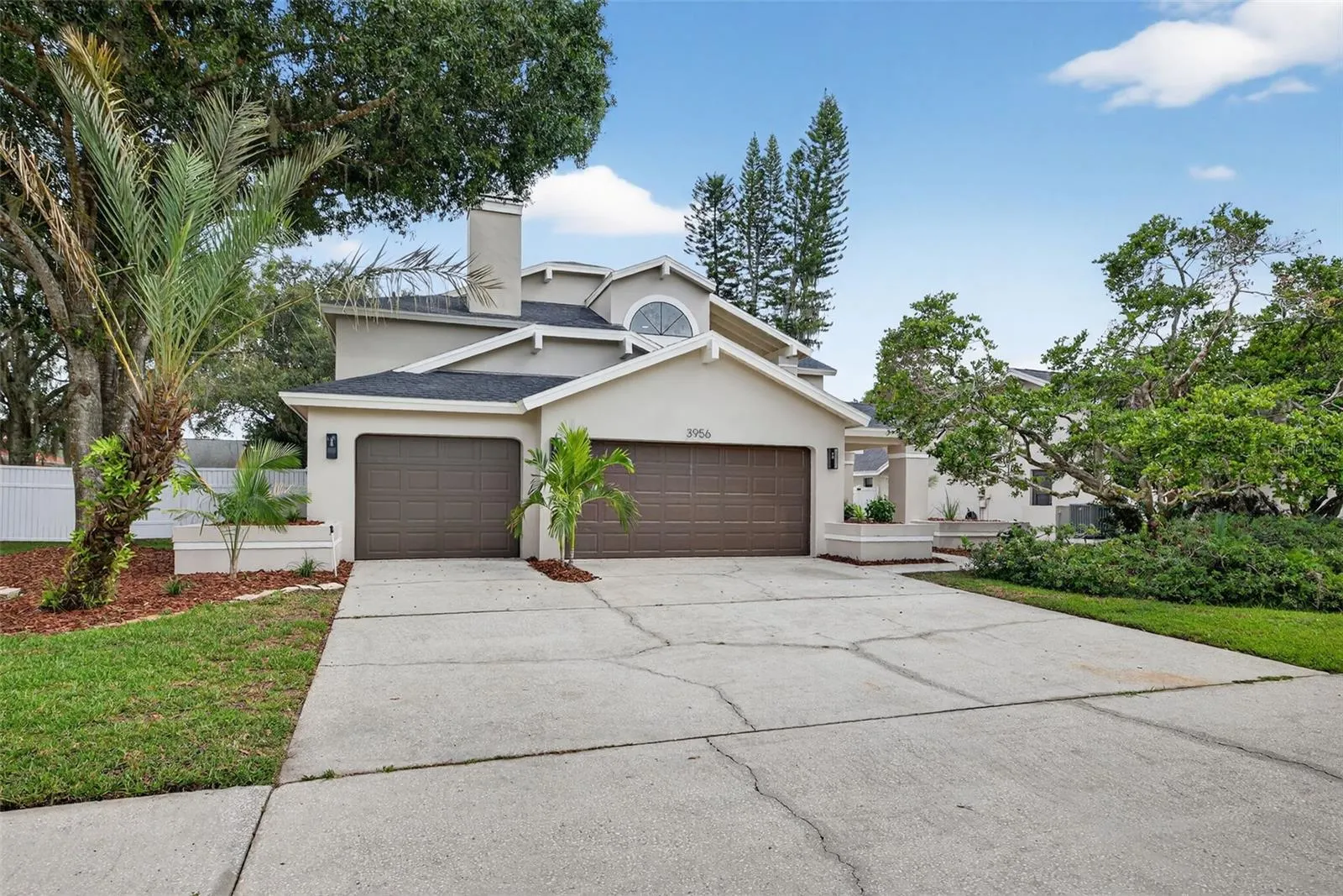 3956 BELMOOR DR