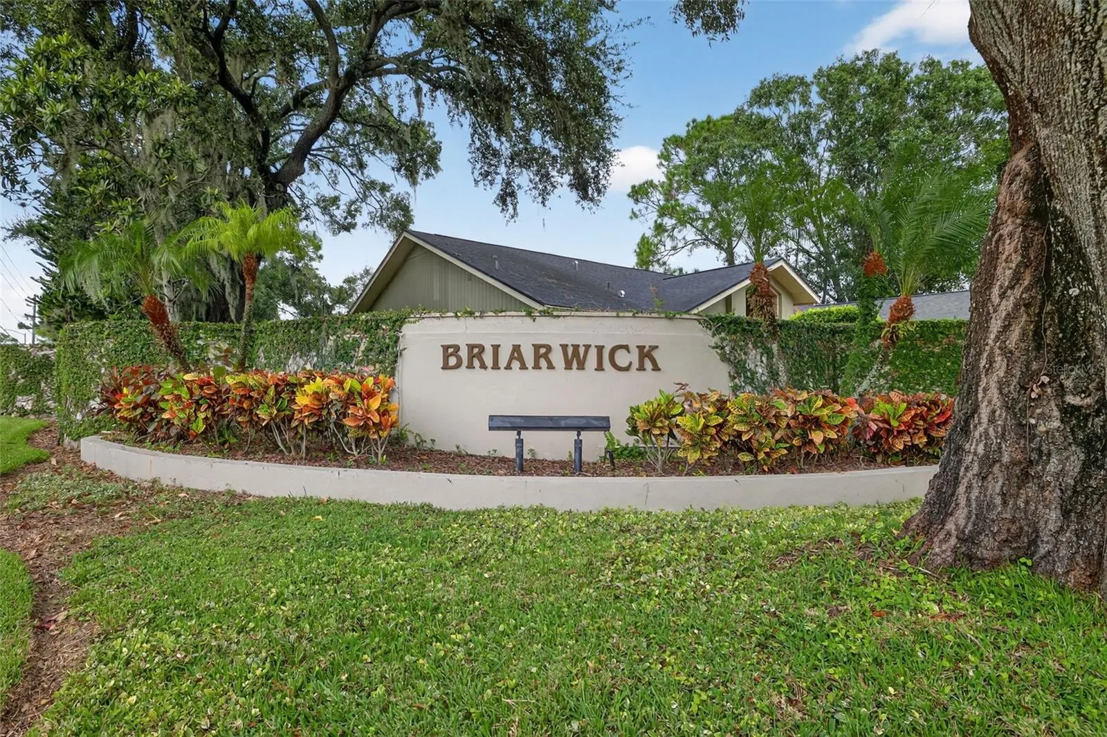 3956 BELMOOR DR