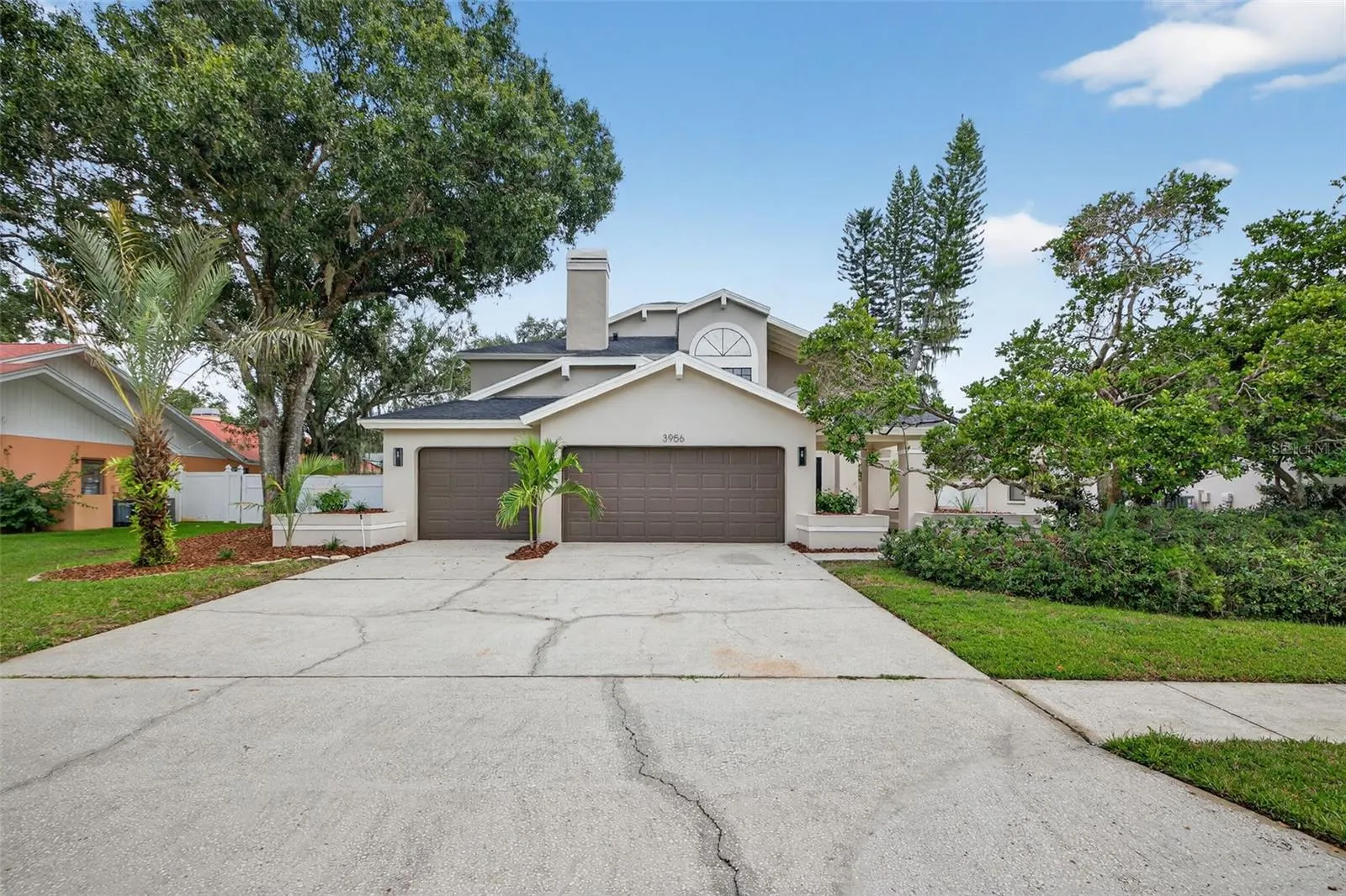 3956 BELMOOR DR