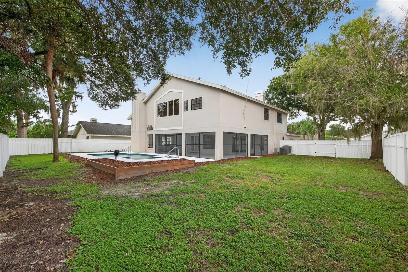 3956 BELMOOR DR