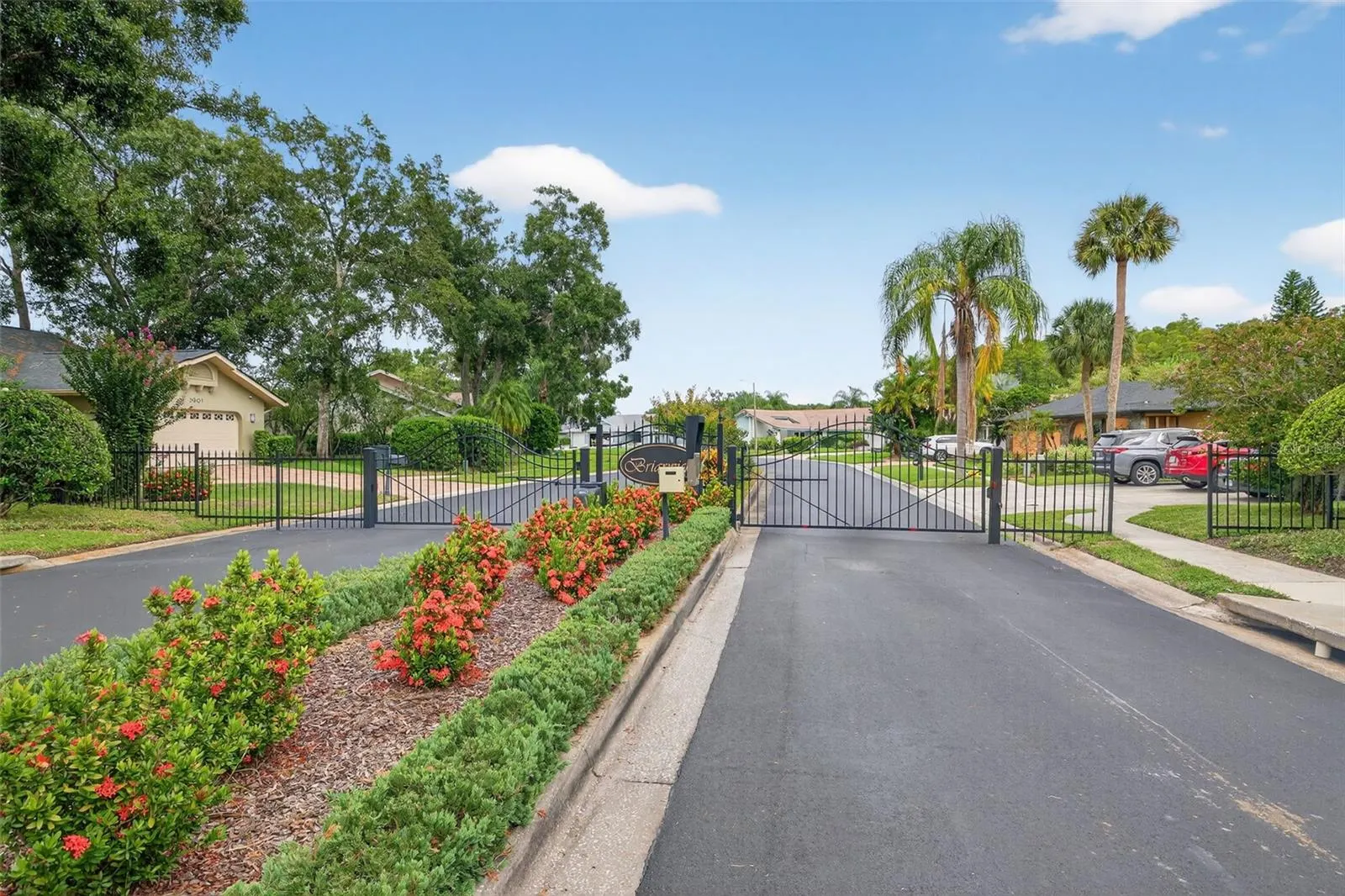 3956 BELMOOR DR
