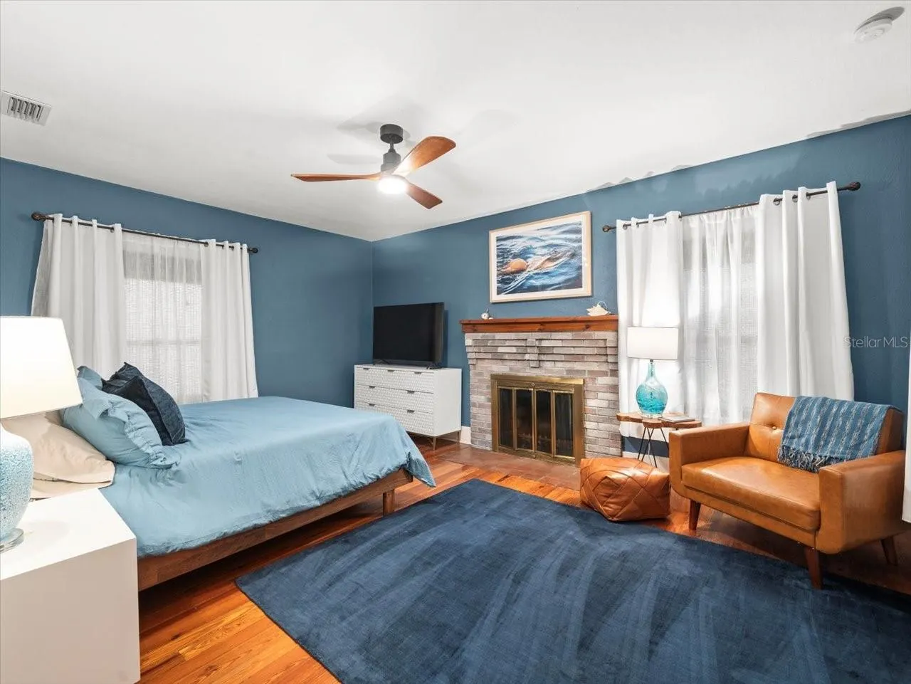 1013 MAGNOLIA DR
