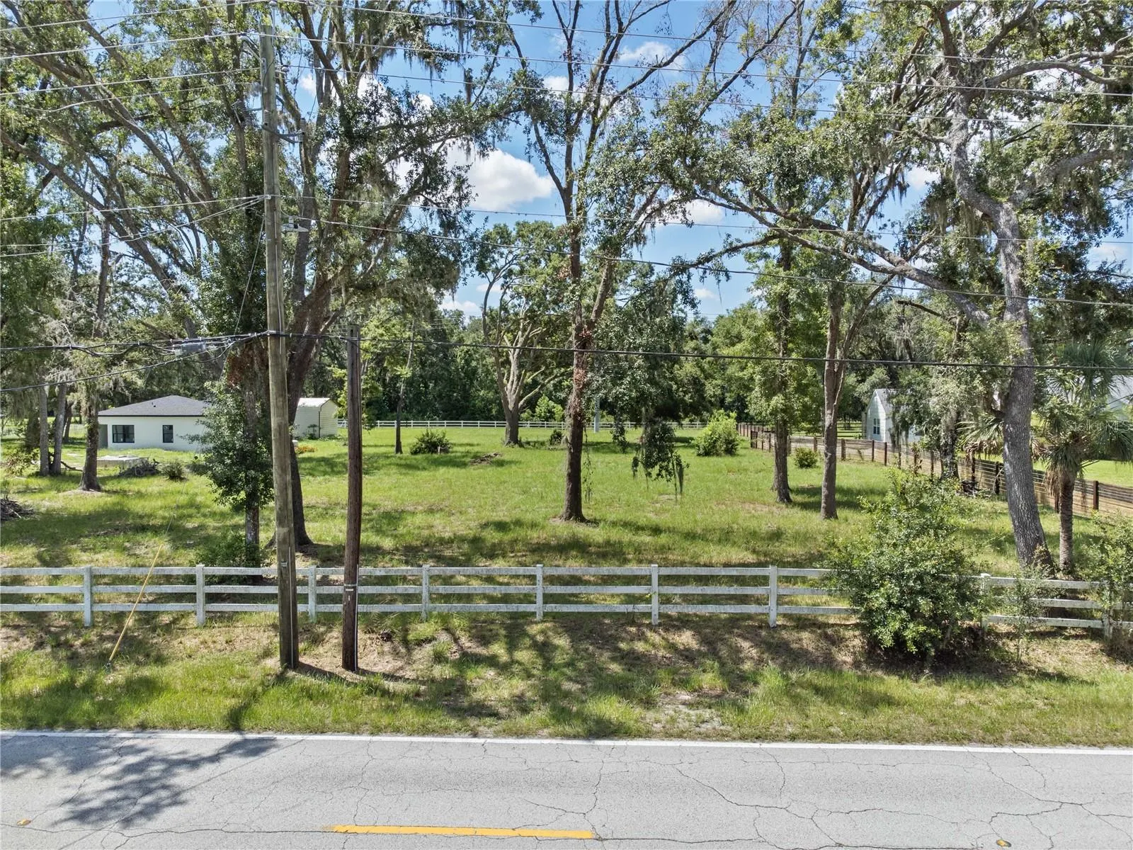 1407 WHITAKER RD