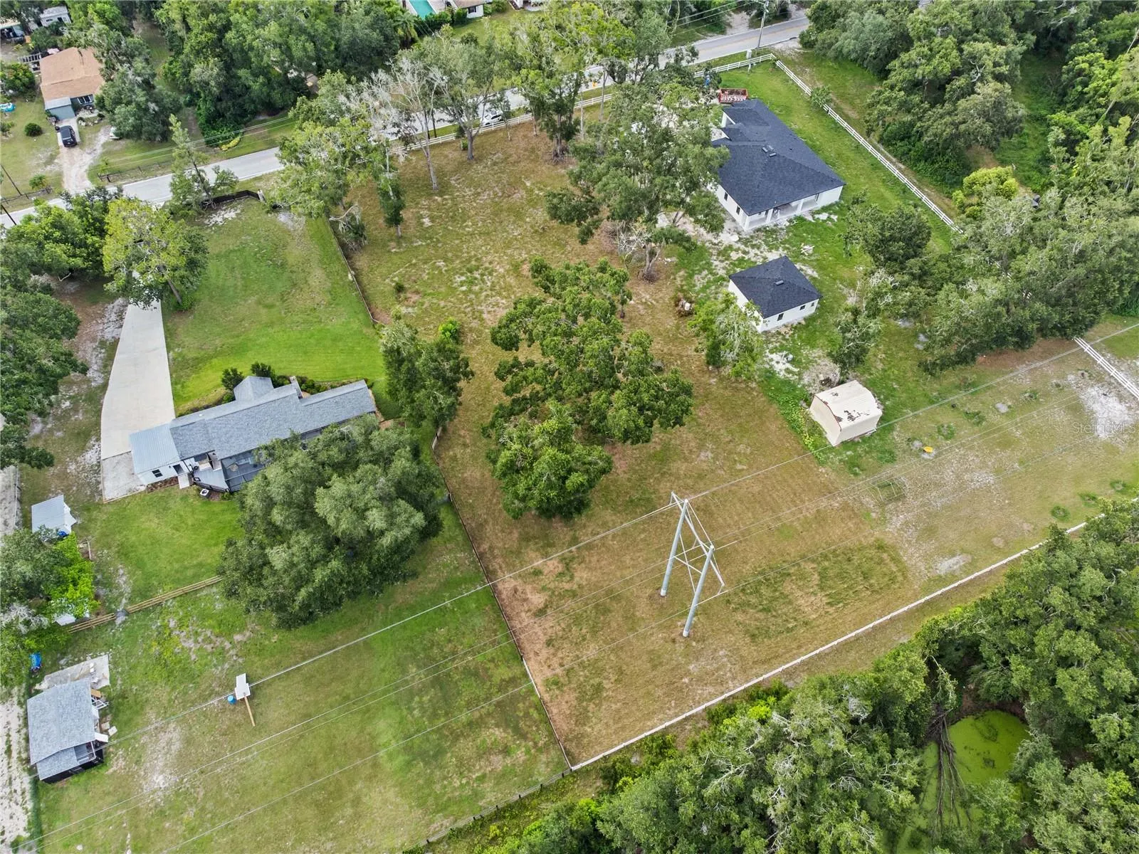 1407 WHITAKER RD