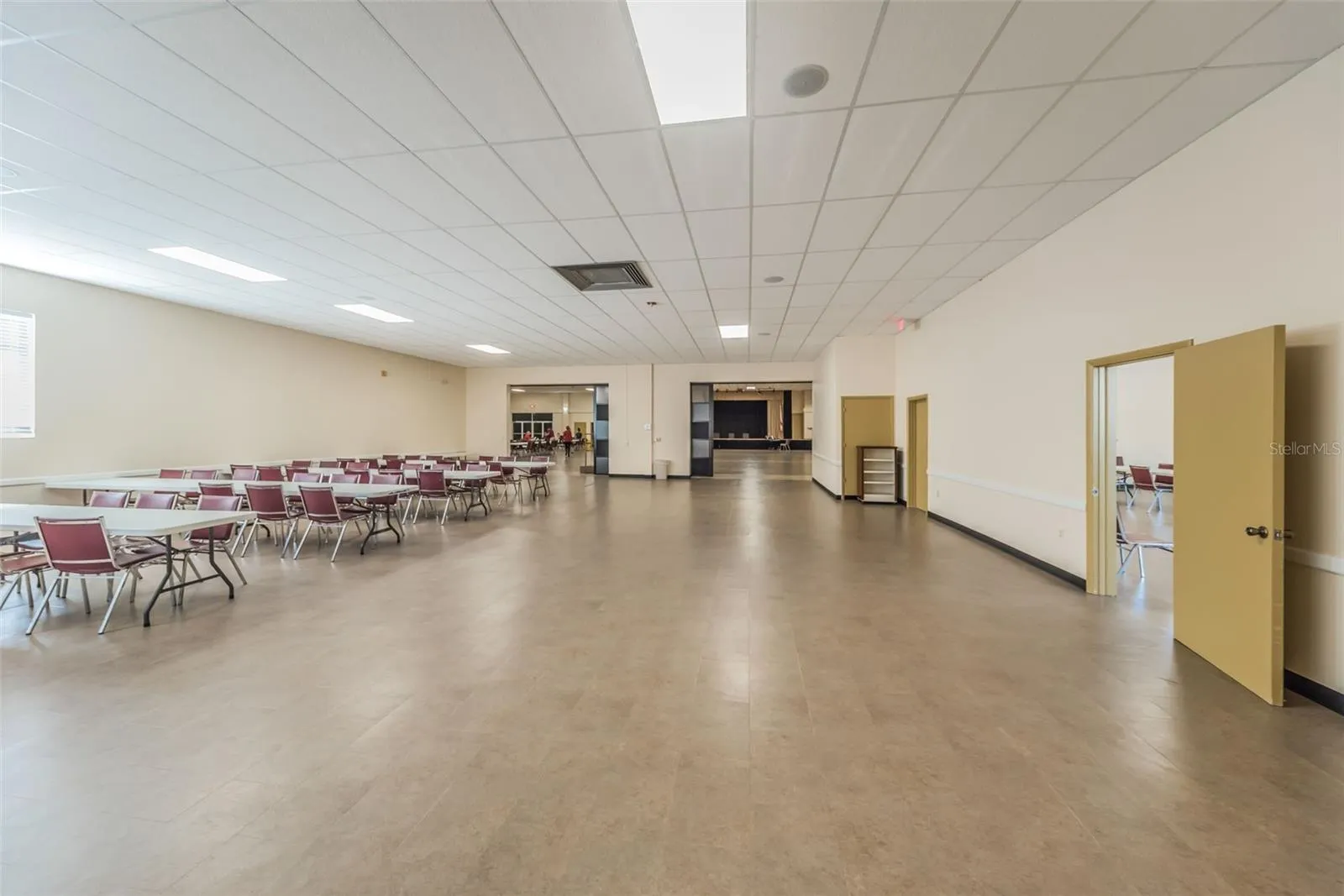 2253 NORWEGIAN DR #17, #17