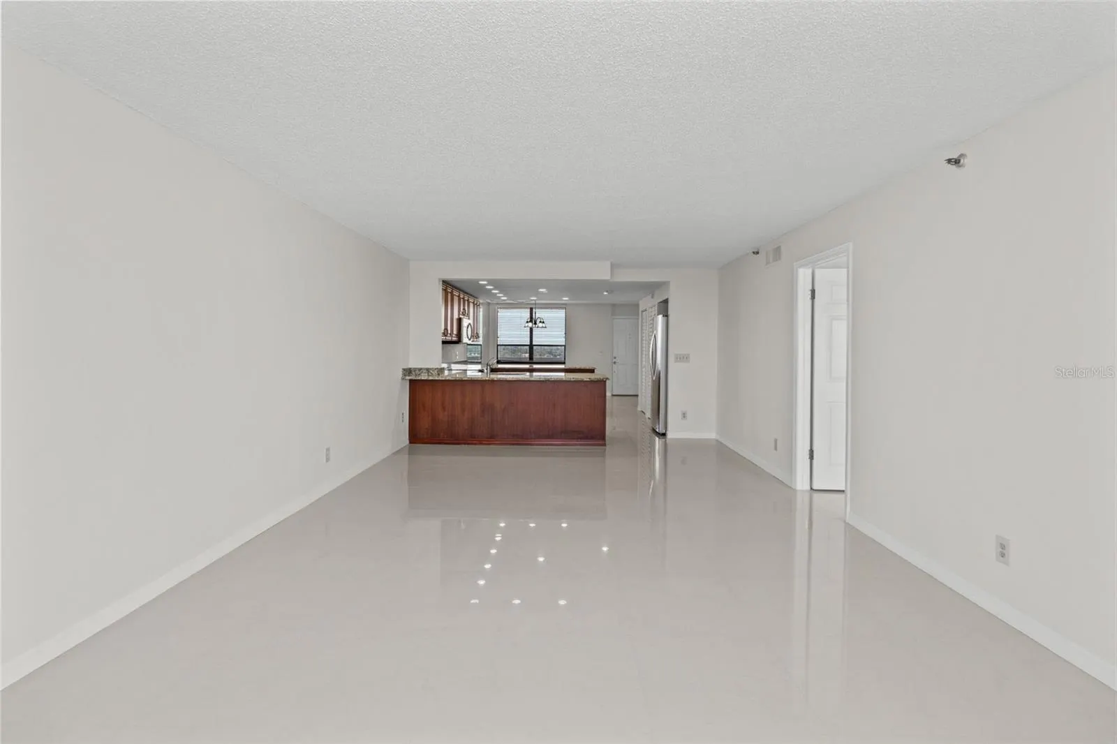 17900 GULF BLVD #11B, #11B